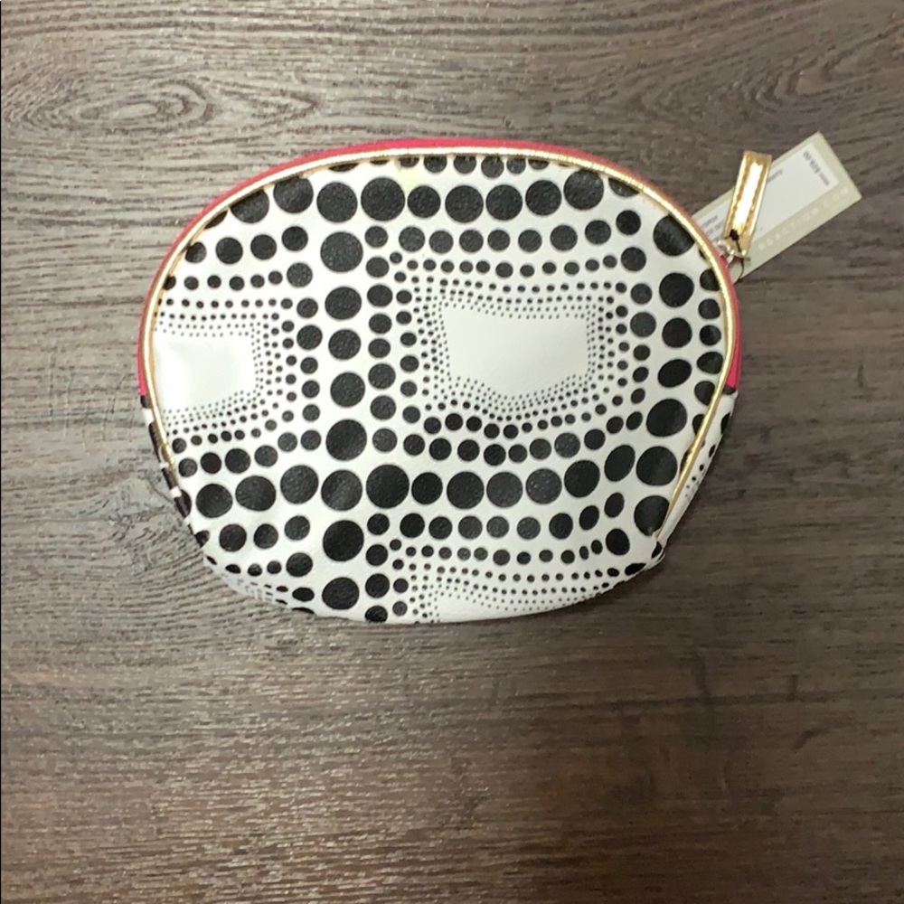 3 for $15 Kenneth Cole polka dot make up bag new